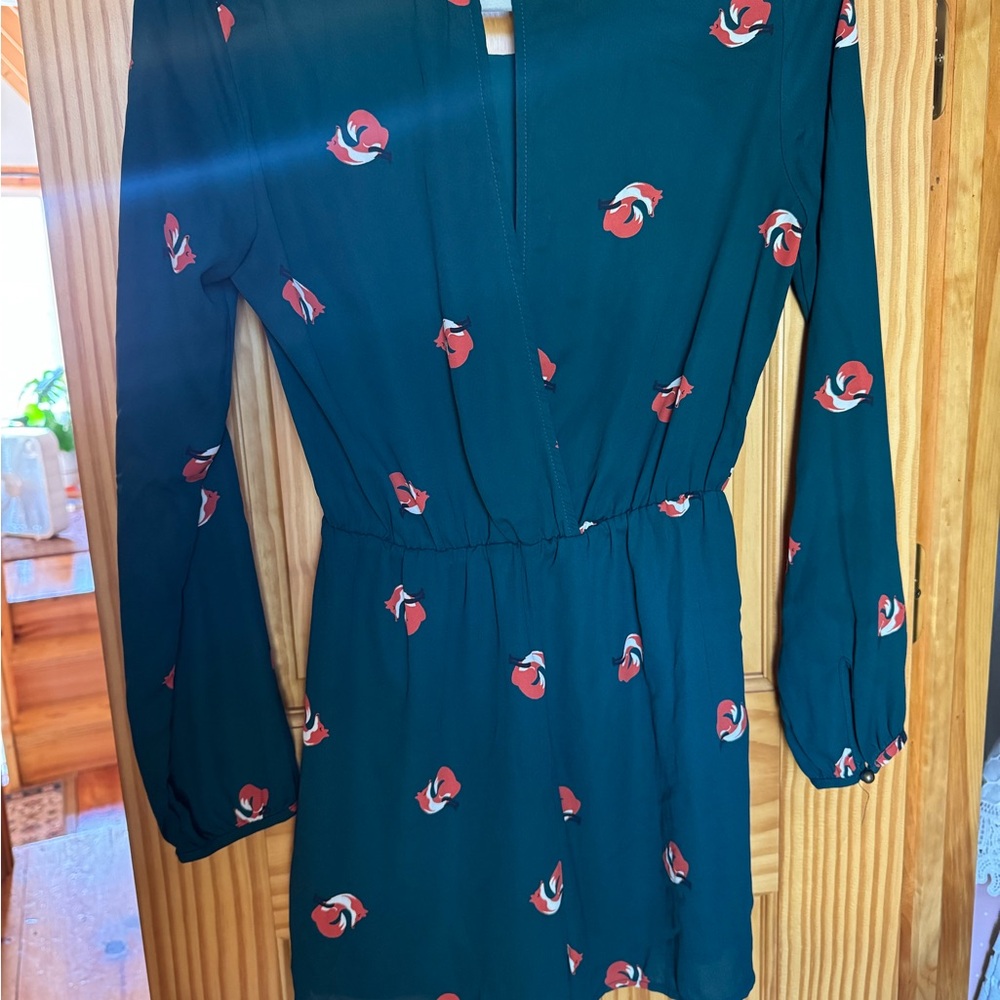 {Everly} Green Romper With Fox Pattern - image 3